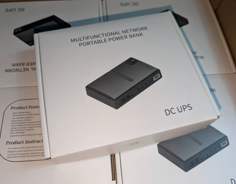 DC1018L UPS 5V/9V/12V DC, PoE 15V/24V, USB — Photo 4