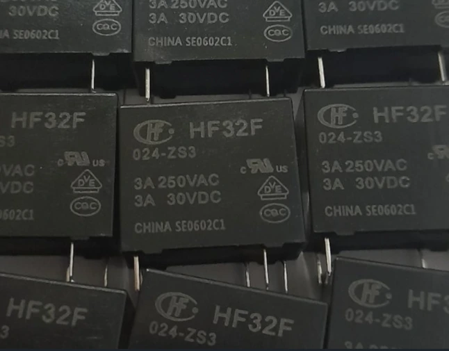 HF32F-024-ZS3 реле 3А 250В 24VDC