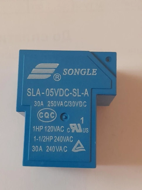 SLA-05VDC-SL-A реле 5 pins 250V 30A 5VDC