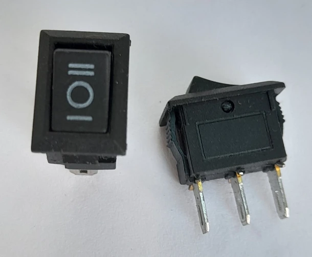 KCD11 переключатель 3A 250V 3pin (ON-OFF-ON) черный