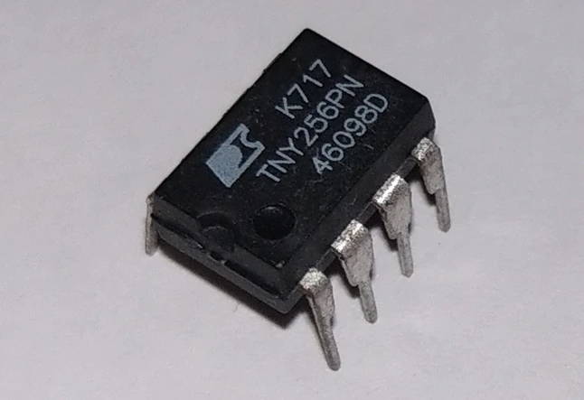 TNY256PN ШИМ контроллер DIP7