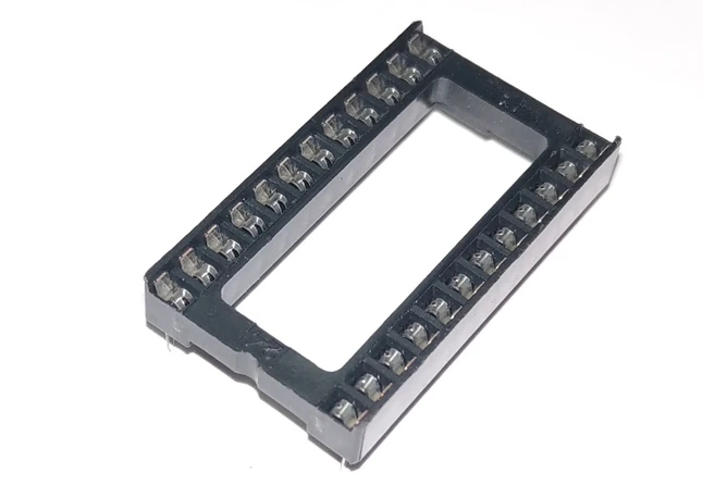 SCL-24 панелька для микросхем DIP24 широкая