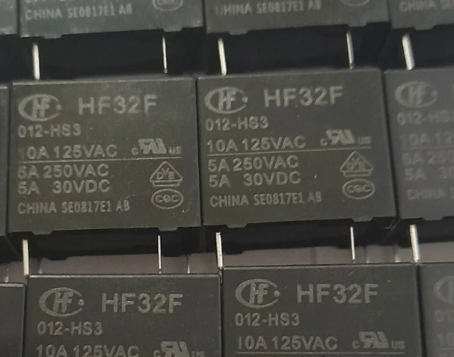 HF32F-012-HS3 реле 5А 250В 12VDC