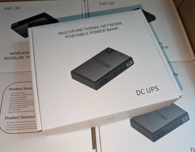 DC1018L UPS 5V/9V/12V DC, PoE 15V/24V, USB